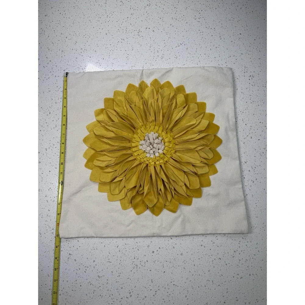 The Unbranded Brand yellow beige
